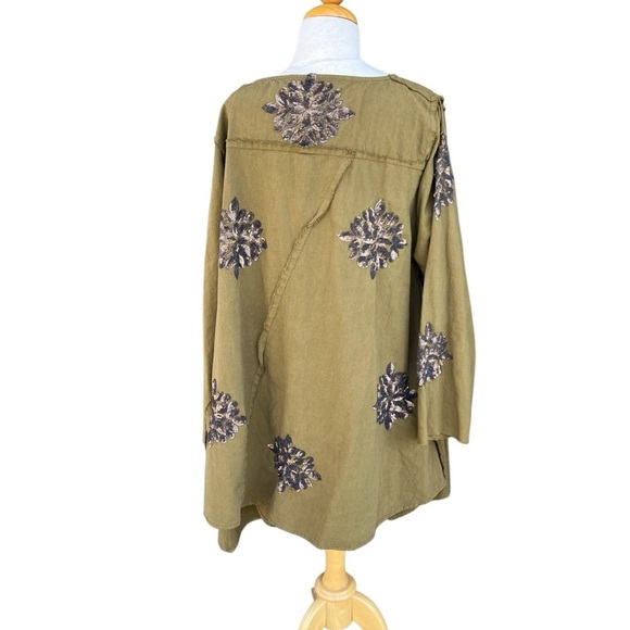 Krista Larson Billowy Sequined Shirt Artsy Art-To-Wear Lagenlook Army Green OSFM - Picture 4 of 13